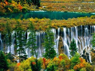 11月成都+都江堰+九寨沟+黄龙双飞5日游