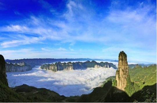 12人小团【至尊恩施】恩施大峡谷（云龙河地缝+七星寨）全景、梭布垭石林、宣恩仙山贡水、土家女儿城、腾龙洞、赠送彭家寨+土司城5日游