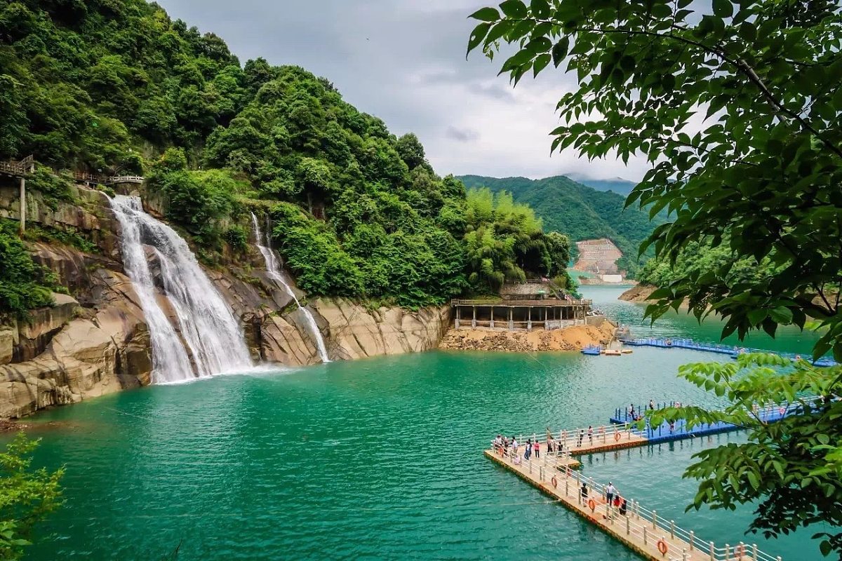 【当红郴州】雾漫小东江、五指峰、打卡网红高椅岭、东江湖、韶山毛泽东故居、纪念馆、广场6日游