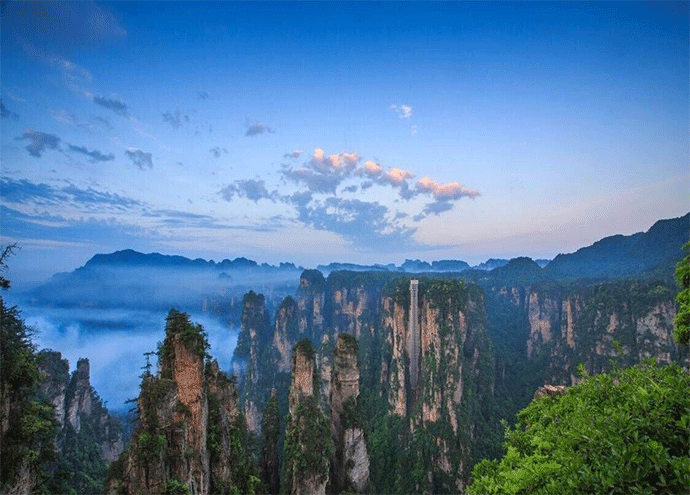 【花间湘见】长沙·橘子洲头·宝峰湖·张家界国家森林公园·袁家界·天子山·金鞭溪 天门山·玻璃栈道·凤凰古城 （高端私人订制2-8人独立小包团6日游）