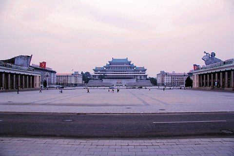 金日成广场1.jpg